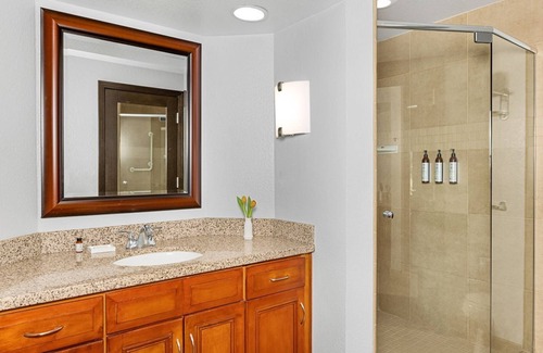 Palm Desert Resort | Inviting 1 BR Villa in Palm Desert for Stagecoach Festival