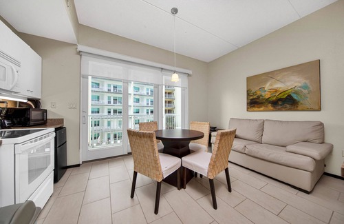 South Padre Island Hotel | Inviting Studio with Kitchenette & Pool Access Awaits You