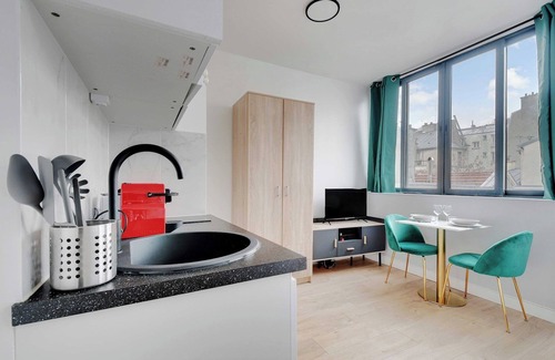 Belleville Apartment | Beautiful studio - 2P - Parc de Belleville