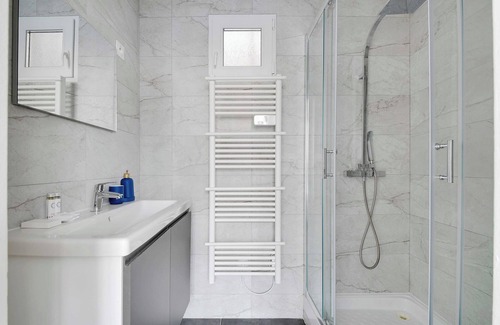 Belleville Apartment | Beautiful studio - 2P - Parc de Belleville
