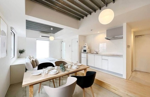 Hiroshima City Centre Apartment | Modern Studio Apartment in City Center, Rated 10/10!