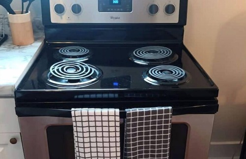 Sebring House | Highly Rated Studio at The Circle - Child Friendly Retreat