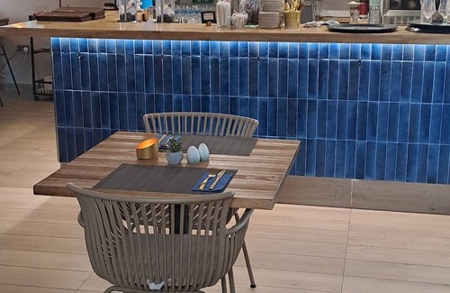 Gibraltar Apartment | Pet-Friendly Studio in Gibraltar - E1 Suites & Spa Awaits