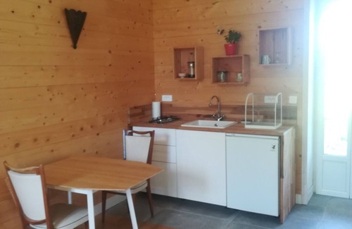 Paillet Apartment | Cozy Studio for 2-4 Guests with Complimentary Breakfast