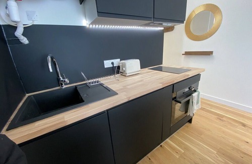 Talence Apartment | Cozy Studio with Pool and Family-Friendly Amenities