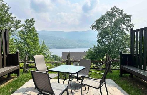 Mont-Tremblant Apartment | Inviting Suite with Breathtaking Mountain Views & Pet-Friendly