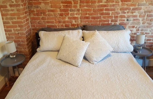Adams Morgan Bed & Breakfast | Bright Studio Retreat in Lively Adams Morgan