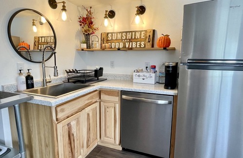 Winter Cottage | Unforgettable Sunsets & Water Adventures Await You