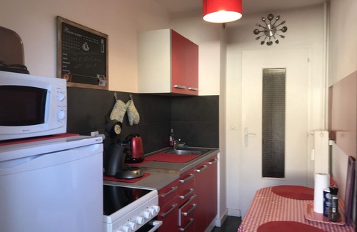 Thonon-les-Bains Apartment | Elegant T1 Retreat with Pool and Private Parking Near Downtown
