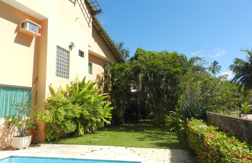 Tamandare House | Idyllic Tamandaré Beachfront House with Pool & Ocean View