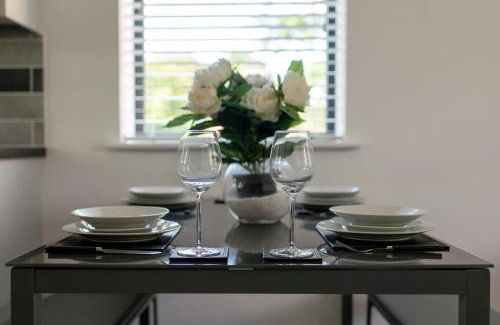 Huntingdon Apartment | Beautiful town centre apartment