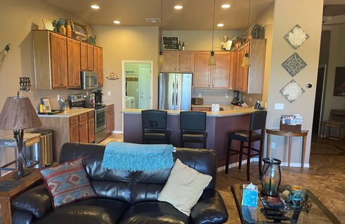 Gold Canyon House | Idyllic Townhome on Dinosaur Mountain Golf Course with Spa