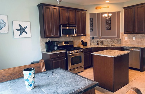 Long Neck House | Top-Rated Townhouse Retreat at The Peninsula Resort