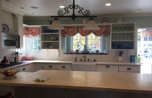 Altadena House | Tranquil Tudor Revival Home with Private Pool in Pasadena