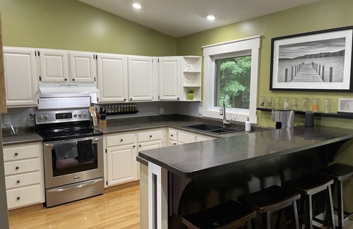 Traverse City House | Ideal Traverse City Retreat - 8 Min to the Beach & Pool