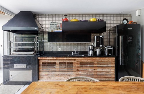Leblon Apartment | Elegant Triplex in Leblon with Pool and Family Amenities