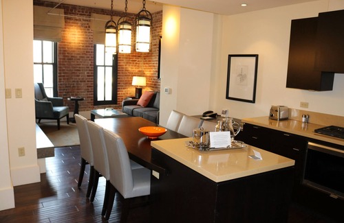 Fisherman's Wharf Condo | Perfect Two Bedroom Condo Near Fisherman’s Wharf