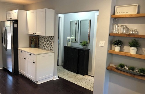 Fredericksburg House | Charming Cottage Retreat in Fredericksburg with Great Amenities
