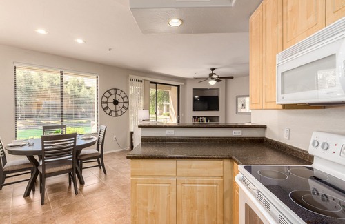 Fox Crossing Condo | Updated Condo in Ocotillo/Chandler with Pool and Spa!