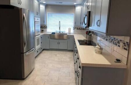 Sonora House | Charming Home Steps from Downtown Sonora with Hot Tub