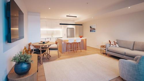 Nelson City Centre Apartment | Inviting Urban Apartment with Top-Rated Family Amenities