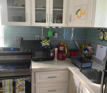 River Oaks House | Top-Rated Pet Friendly Vacation Home for Your Family Getaway