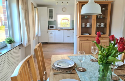 Heide House | Central Vacation Home for Families, Perfect for 6 Guests