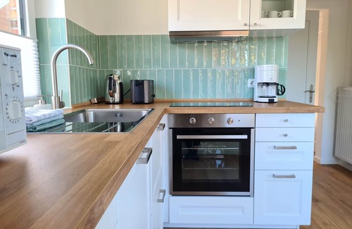 Heide House | Central Vacation Home for Families, Perfect for 6 Guests