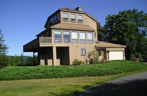 West Hartford House | Idyllic Vacation Home with Breathtaking Views & Kitchen