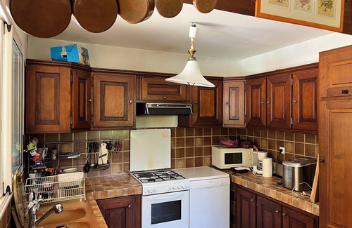 Saint-Paul-en-Foret Villa | Family Villa in Provence: Pool, Playgrounds & Guest Rated 9.6