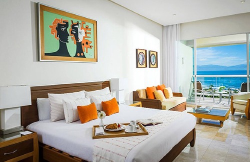 Bajio Resort | Inviting Grand Mayan One Bedroom Suite at Vidanta Nuevo Vallarta