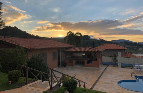 Braganca Paulista Cottage | Scenic Retreat with Pool and Pet-Friendly Amenities