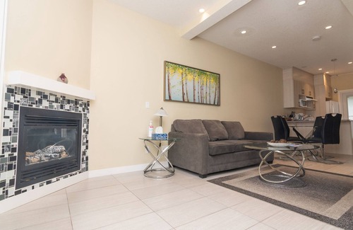 Harvie Heights House | Scenic 2-Bedroom Getaway for 6 Near Banff