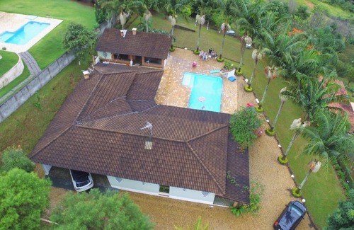 Extrema House | Scenic Ocean View Hotel with Pool and Pet-Friendly Options