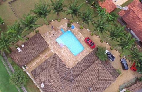 Extrema House | Scenic Ocean View Hotel with Pool and Pet-Friendly Options