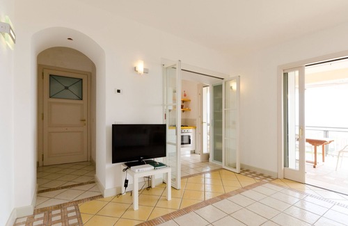 Taormina Apartment | Beautiful View, Pool ,two steps from city center !