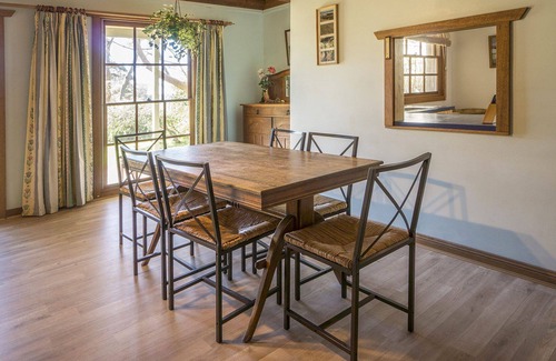 Bawley Point House | Beautiful views in an amazing location