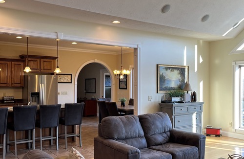 Albany House | Scenic Getaway by Dale Hollow Lake with Spa and Hot Tub