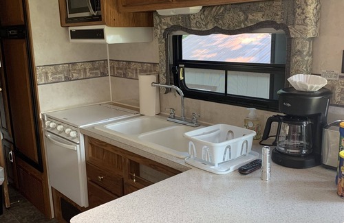 Lakeside House | Scenic Flathead Lake Views from Our Family-Friendly Trailer
