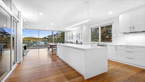Wagstaffe House | Discover Serene Beaches and Scenic Bush Walks Nearby
