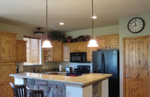 Torreon Condo | Idyllic Retreat with Scenic Views for Year-Round Adventure