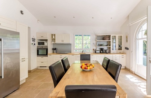 Saint-Jean-de-Luz Villa | Seaside Villa with Private Pool and Garden Awaits You