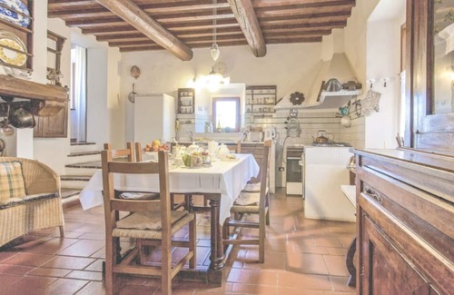 Rignano sull'Arno Villa | Inviting Villa for 6 with Private Pool and Panoramic Views