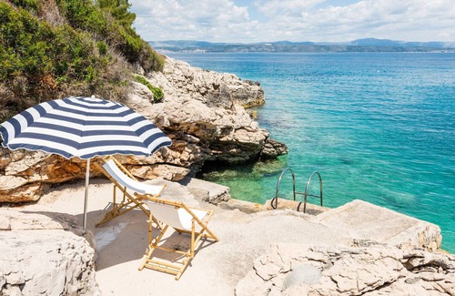 Cove Donja Krusica (Donje selo) Villa | Beautiful Villa Artemis