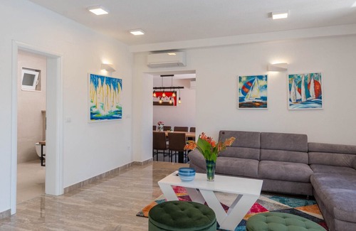 Kuciste Villa | Beautiful Villa Diamond Sea