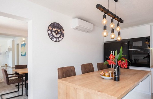 Kuciste Villa | Beautiful Villa Diamond Sea