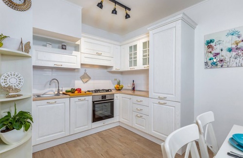 Cepic Villa | Inviting Villa Dussich with Pool Near Oprtalj Awaits You