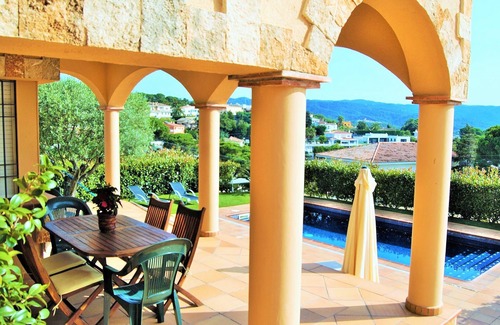 Condado del Jaruco House | Inviting Villa with Pool and Ocean View for 8 Guests