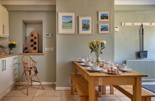 Dolgellau House | Beautiful villa for 12 people with WIFI, hot tub and terrace