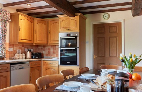 Dalbury Lees House | Beautiful villa for 14 guests with WIFI and TV